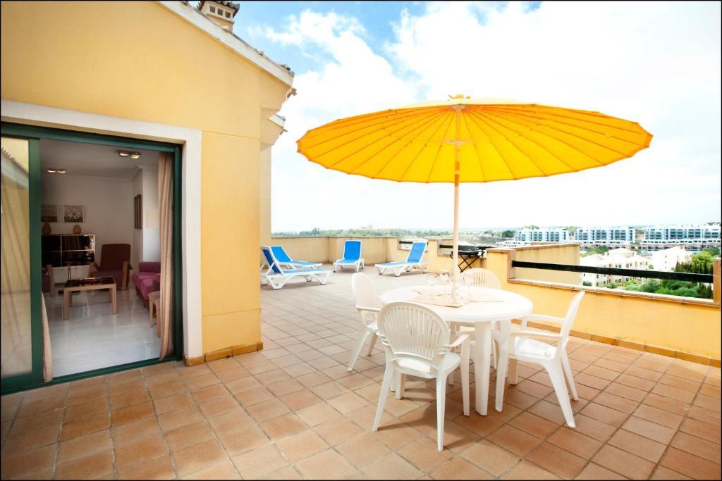 Apartamentos Lomas De Кампоамор Номер фото